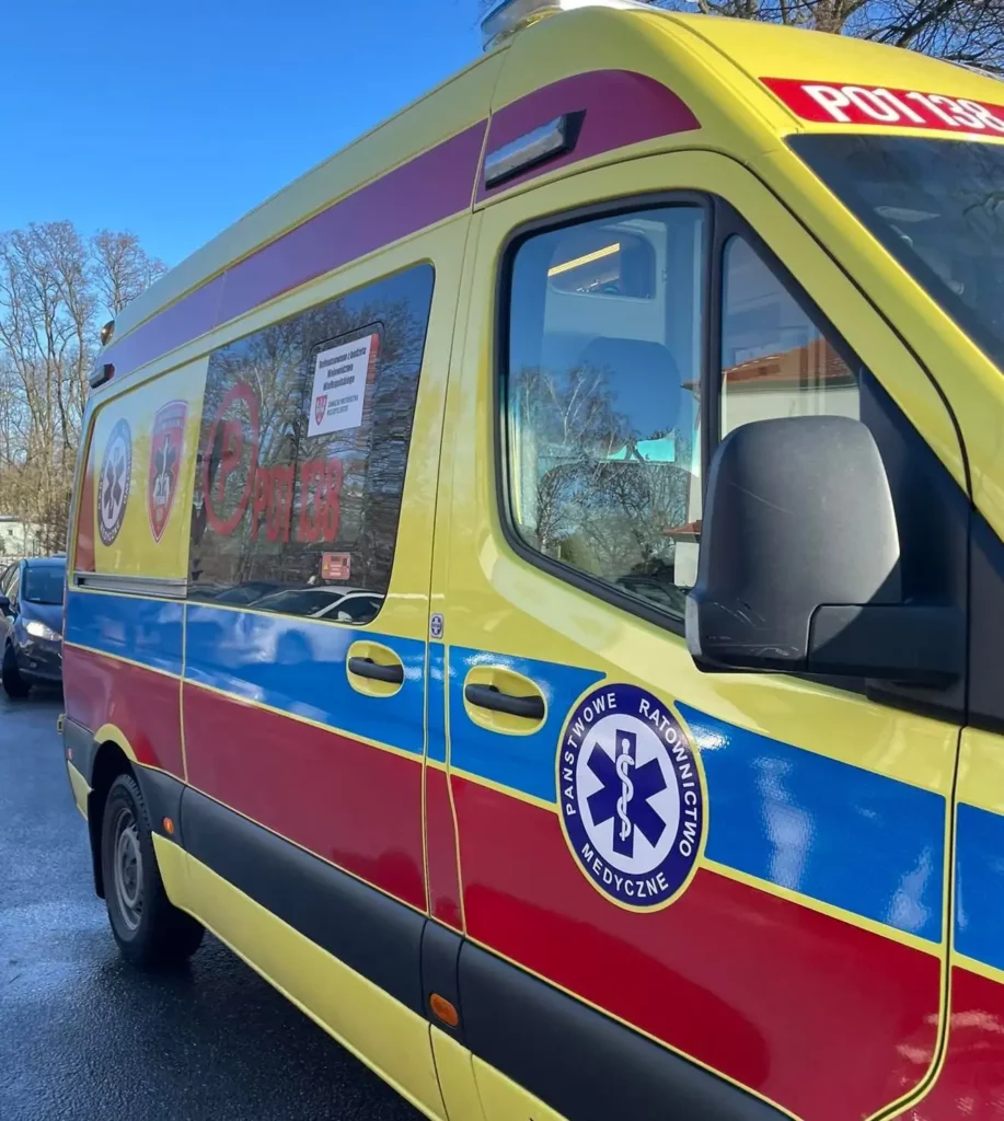 Gdzie swarzędzanie mogą szukać pomocy medycznej w czasie świąt? 1 karetka