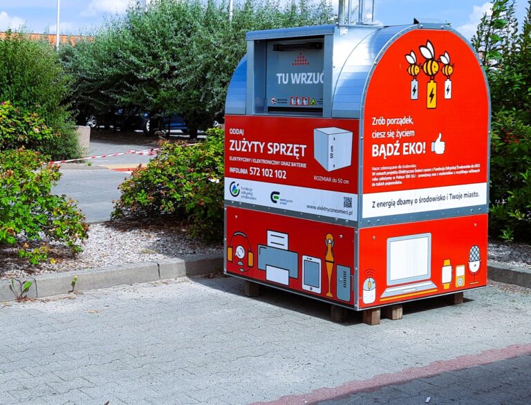 Już sześć pojemników na elektrośmieci