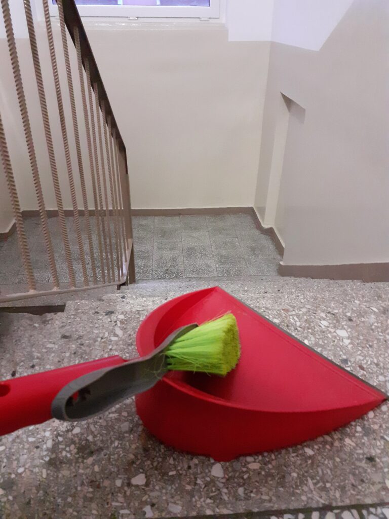 Swarzędzcy spółdzielcy nie chcą sprzątać, wolą płacić