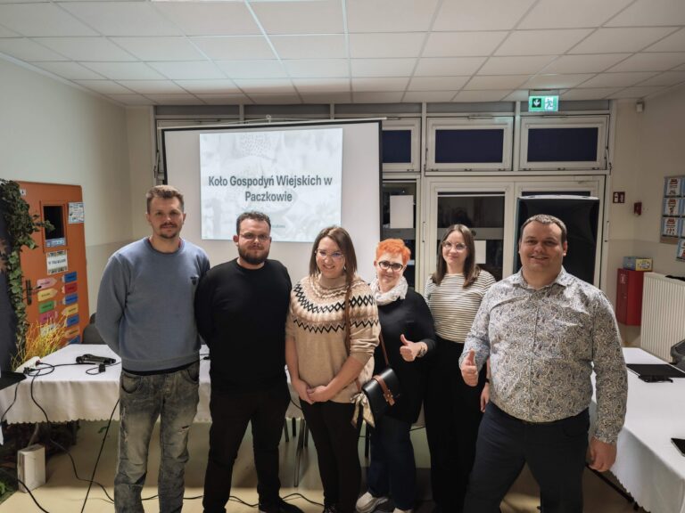 Paczkowo z Kołem Gospodyń Wiejskich