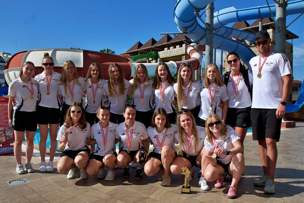 Swarek Swarzędz na Klubowych Pucharach Europy! 2 swarek 2 Tygodnik i Portal Swarzedzki