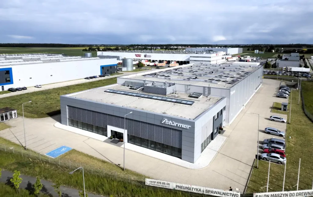 Świat maszyn zaprasza na Dni Otwarte! 4 1.1 Tygodnik i Portal Swarzedzki