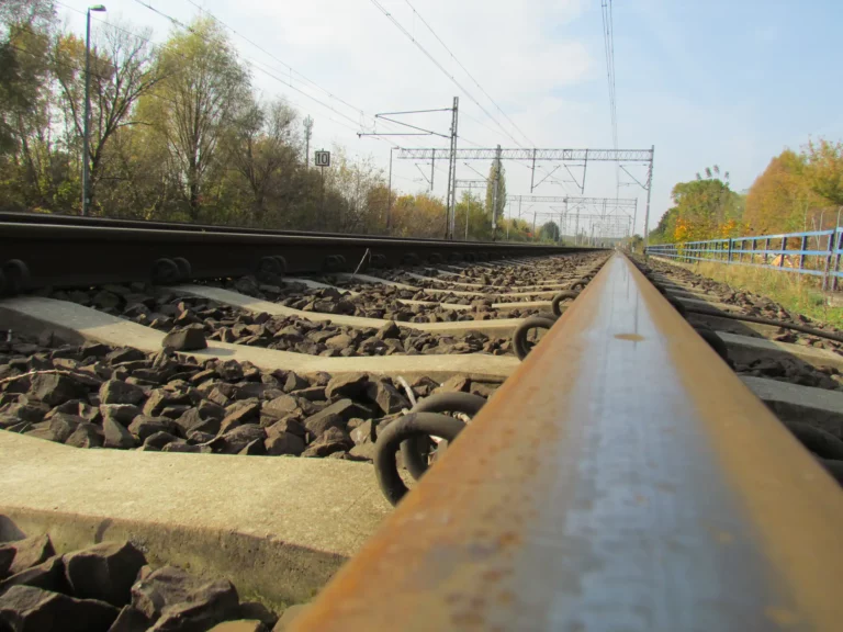 Tragedia w Swarzędzu, 14-latka zginęła na torach