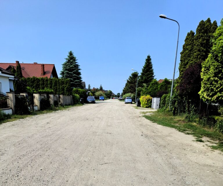 Kolejne gruntówki na warsztat