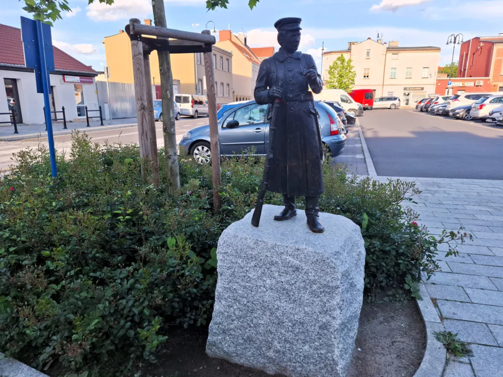 Swarzędz mówi! Odwiedź Szlak Meblowy i posłuchaj stolarzy 1 stolarz 2 Tygodnik i Portal Swarzedzki