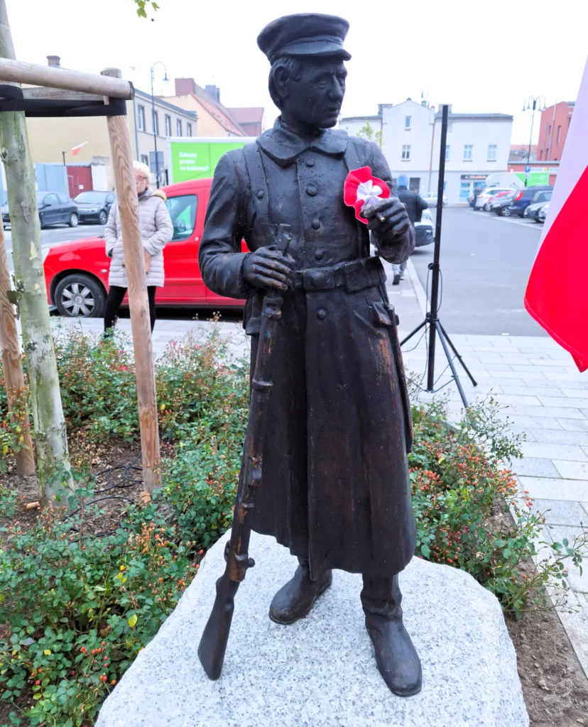 rzezba 2 Tygodnik i Portal Swarzedzki