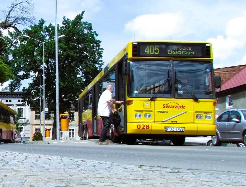 Centrum Swarzędza już z utrudnieniami! 2 utrudnienia 3 Tygodnik i Portal Swarzedzki