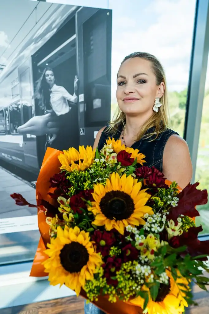 Nowe pojazdy, rozstrzygniecie konkursu „Pociąg do sztuki” oraz Targi TRAKO 3 Pociag do sztuki 7 Tygodnik i Portal Swarzedzki