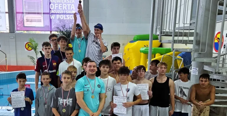 Pływacy ze swarzędzkiej  „Jedynki” mistrzami powiatu!