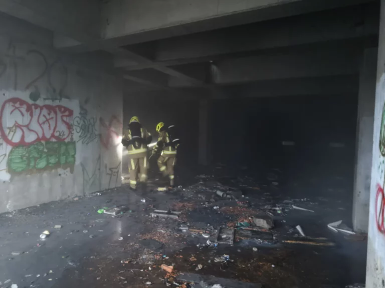 Ogień w kobylnickim pustostanie