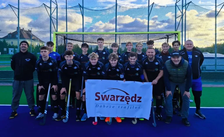 Historyczny debiut hokeistów swarzędzkiego Swarka w 1 lidze seniorów!