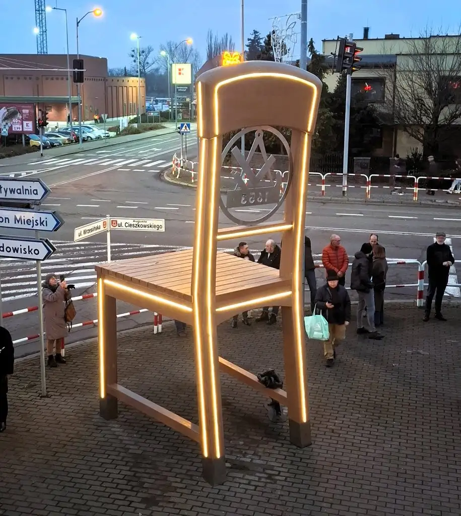 Krzeslo foto 5 Tygodnik i Portal Swarzedzki