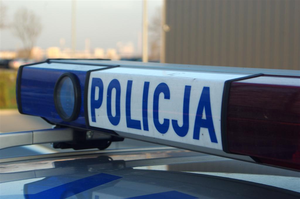 Areszt dla kierowcy za sprowadzenie zagrożenia eksplozją na stacji paliw w Swarzędzu! 5 policja