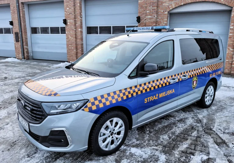 Strażnicy miejscy ze Swarzędza mają nowy pojazd