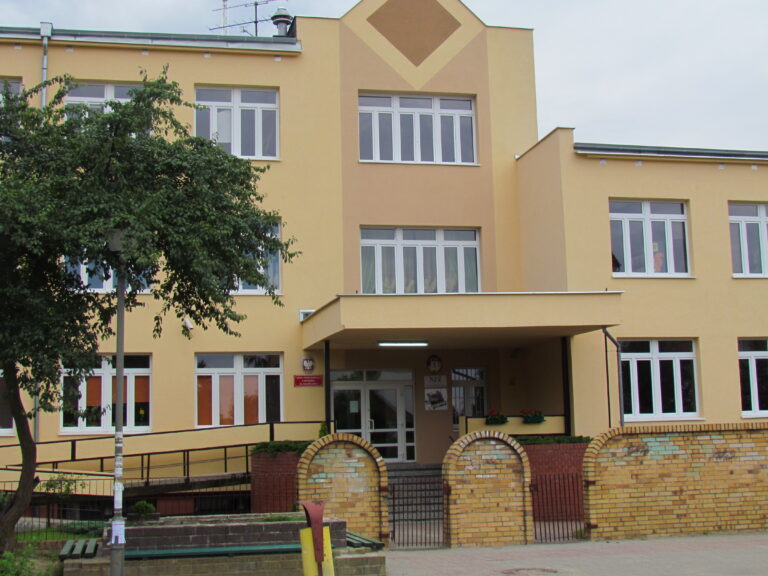 Swarzędz odwołuje zajęcia w podstawówkach do 10.30!