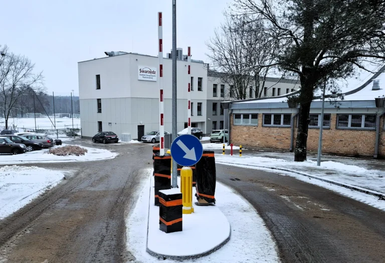 Opłaty za parkowanie przy hali sportowej nieco później