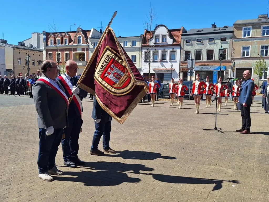 maj 5 Tygodnik i Portal Swarzedzki