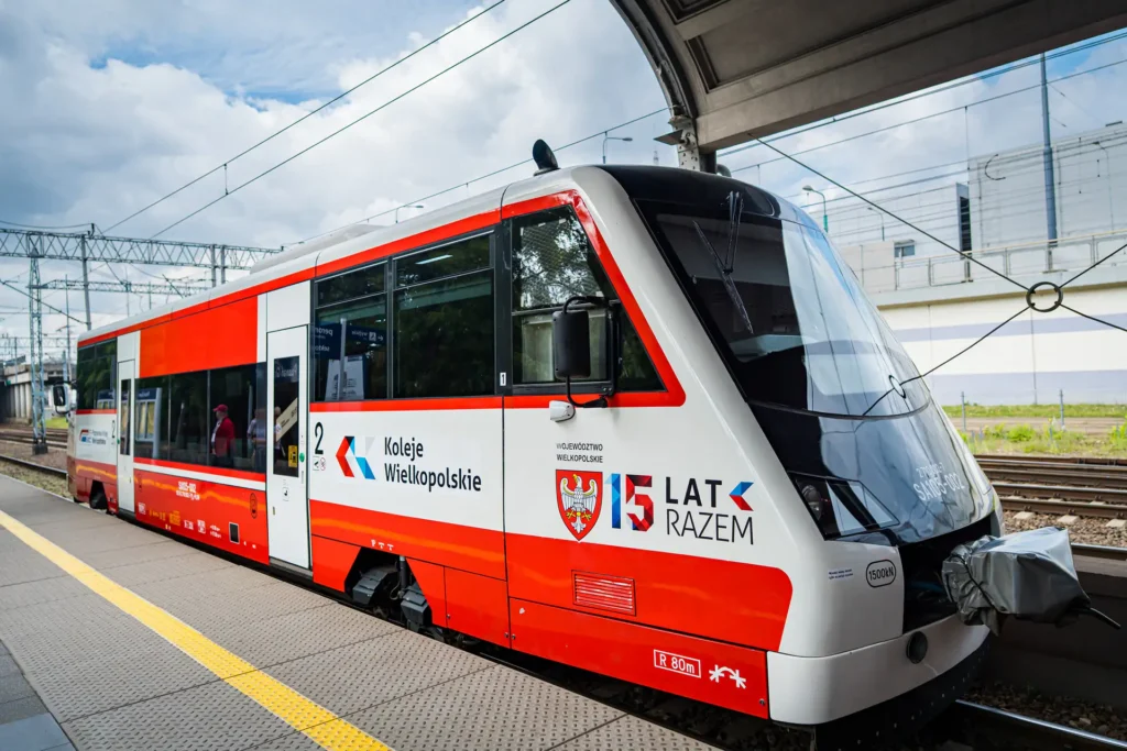 Od Dnia Dziecka po Bałtyk – Koleje Wielkopolskie rozpędzają lato pełne atrakcji! 14 Koleje 8 Tygodnik i Portal Swarzedzki