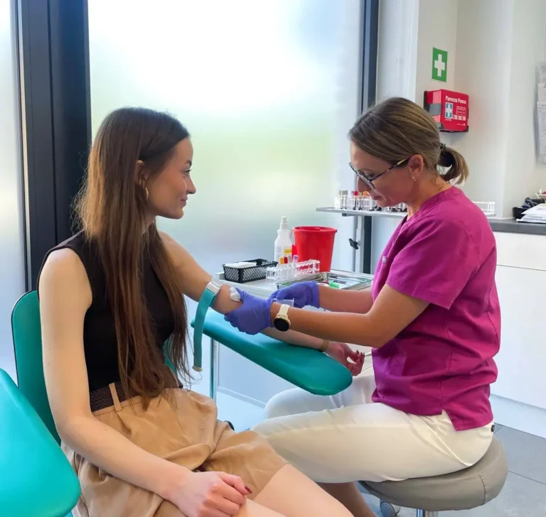 Wakacyjna promocja w punkcie pobrań laboratoryjnych Optiviamed Zalasewo. 15% rabatu na badania prywatne!