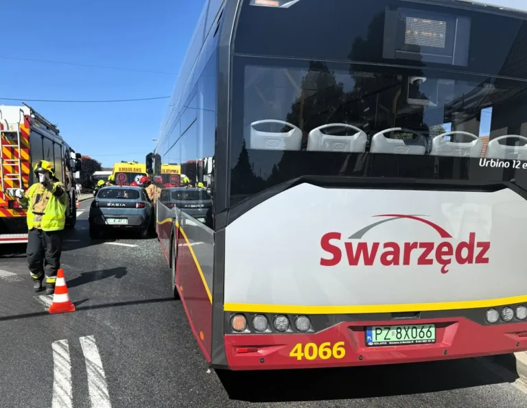 Zderzenie elektryków na swarzędzkim skrzyżowaniu