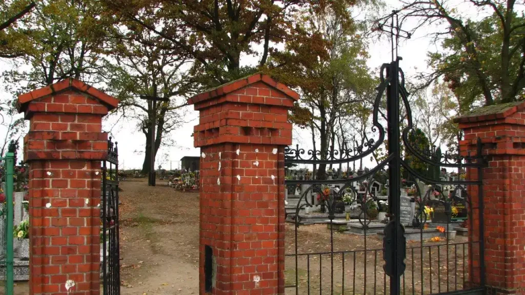cmentarz 4 Tygodnik i Portal Swarzedzki